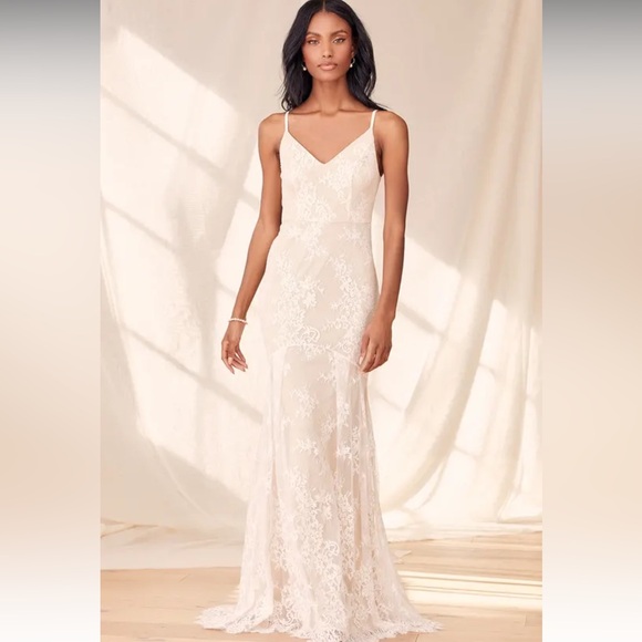 NWT Seal Our Fate White Lace Sleeveless Trumpet Hem Maxi Dress - Picture 2 of 6